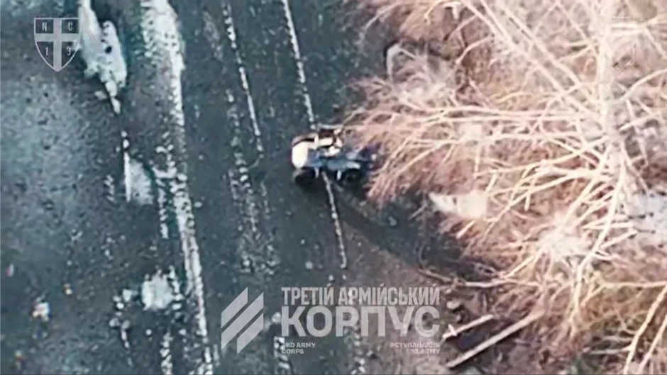 40km băng đất liền, lội nước: Robot Ukraine lần đầu xông pha chiến tuyến 40km băng đất liền, lội nước: Robot Ukraine lần đầu xông pha chiến tuyến