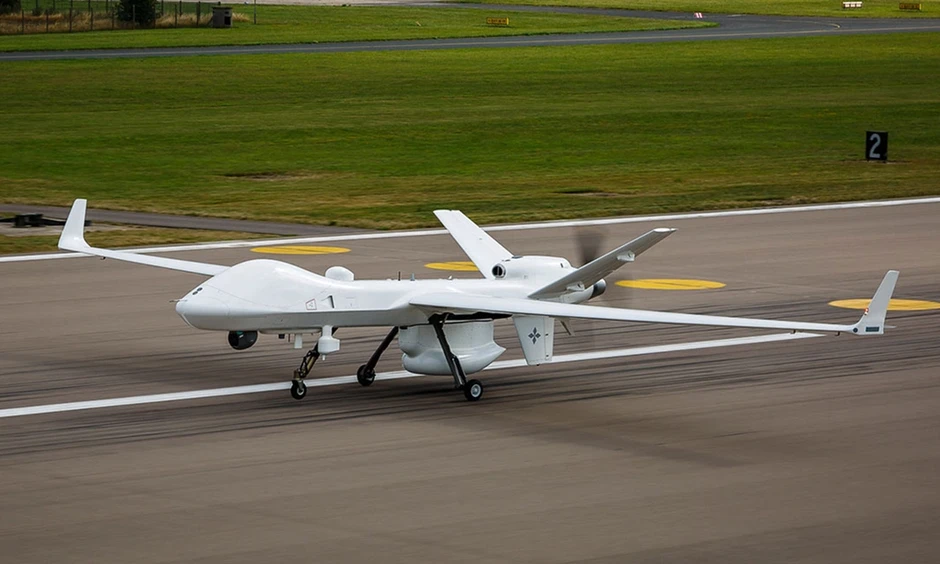 Ấn Độ chi hơn 200 triệu USD để thuê hai UAV Mỹ Ấn Độ chi hơn 200 triệu USD để thuê hai UAV Mỹ