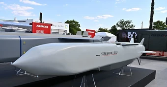 Anh tuyên bố sẽ cung cấp cho Ukraine dữ liệu mật về tên lửa tầm xa
