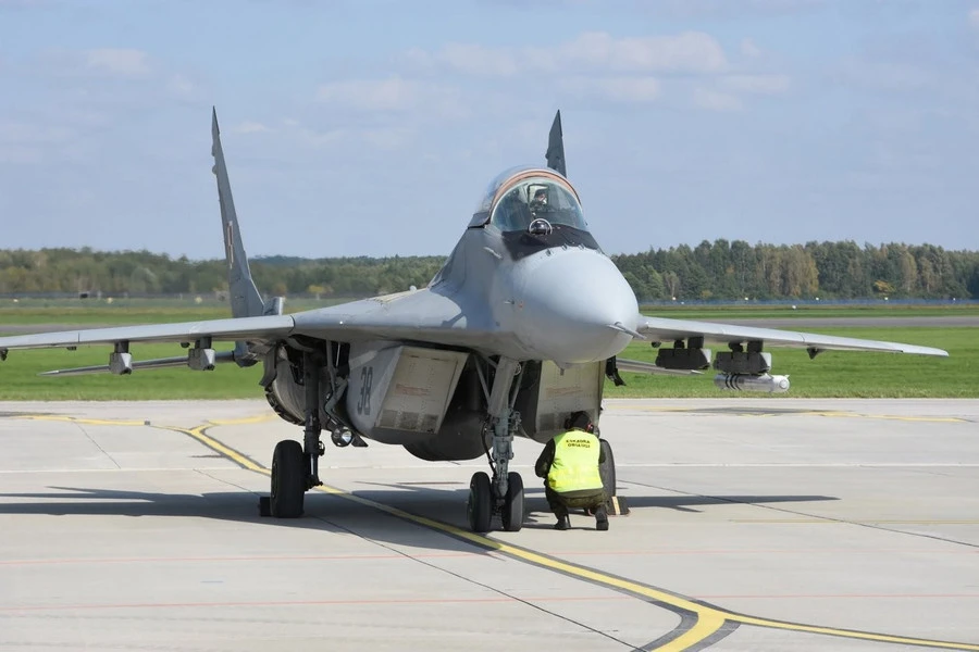 Ba Lan muốn đổi MiG-29 lấy công nghệ UAV của Ukraine Ba Lan muốn đổi MiG-29 lấy công nghệ UAV của Ukraine