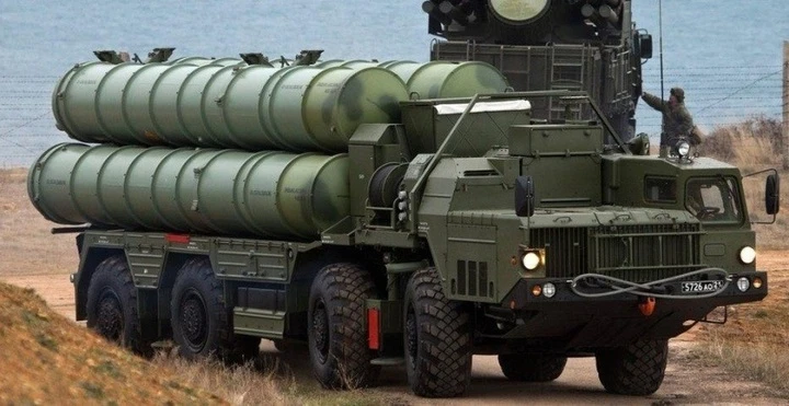 Báo Nga: S-400 dùng chiến thuật lạ, hạ liên tiếp 24 máy bay Ukraine Báo Nga: S-400 dùng chiến thuật lạ, hạ liên tiếp 24 máy bay Ukraine