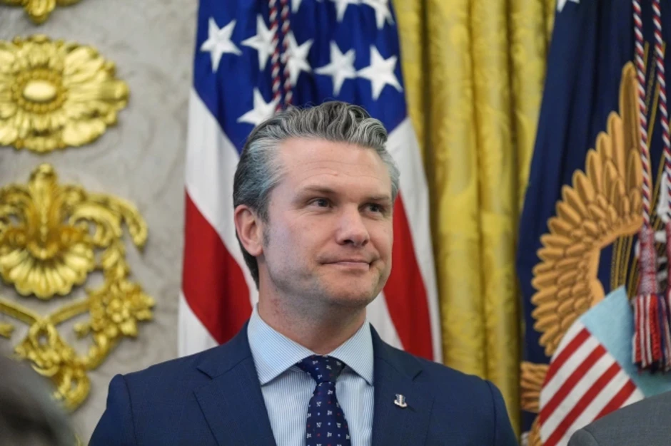 Bộ trưởng Hegseth: Cường kích A-10 đang oanh tạc tự do ở Hormuz Bộ trưởng Hegseth: Cường kích A-10 đang oanh tạc tự do ở Hormuz