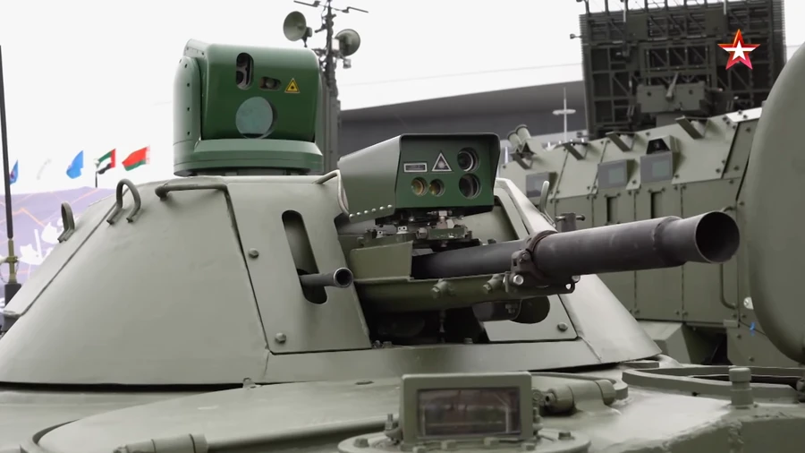 BTR-60MBZ kết hợp giữa độ tin cậy đã được chứng minh và công nghệ hiện đại BTR-60MBZ kết hợp giữa độ tin cậy đã được chứng minh và công nghệ hiện đại