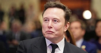 Bước ngoặt khiến tỷ phú Elon Musk chỉ đạo "tắt nguồn" Starlink của Nga