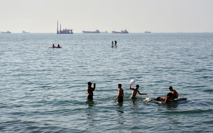 Chiến sự Trung Đông ngày 27-6: Bahrain hứng không kích, thêm tàu chở dầu bị tấn công ở Hormuz