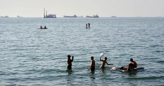 Chiến sự Trung Đông ngày 27-6: Bahrain hứng không kích, thêm tàu chở dầu bị tấn công ở Hormuz
