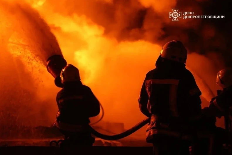 Chiến sự Ukraine ngày 1.523: Kyiv thọc sâu vào lãnh thổ Nga, Moscow tấn công khắp Ukraine Chiến sự Ukraine ngày 1.523: Kyiv thọc sâu vào lãnh thổ Nga, Moscow tấn công khắp Ukraine