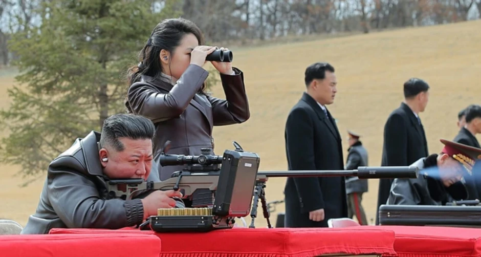 Con gái nhà lãnh đạo Triều Tiên Kim Jong-un khai hỏa súng bắn tỉa Con gái nhà lãnh đạo Triều Tiên Kim Jong-un khai hỏa súng bắn tỉa