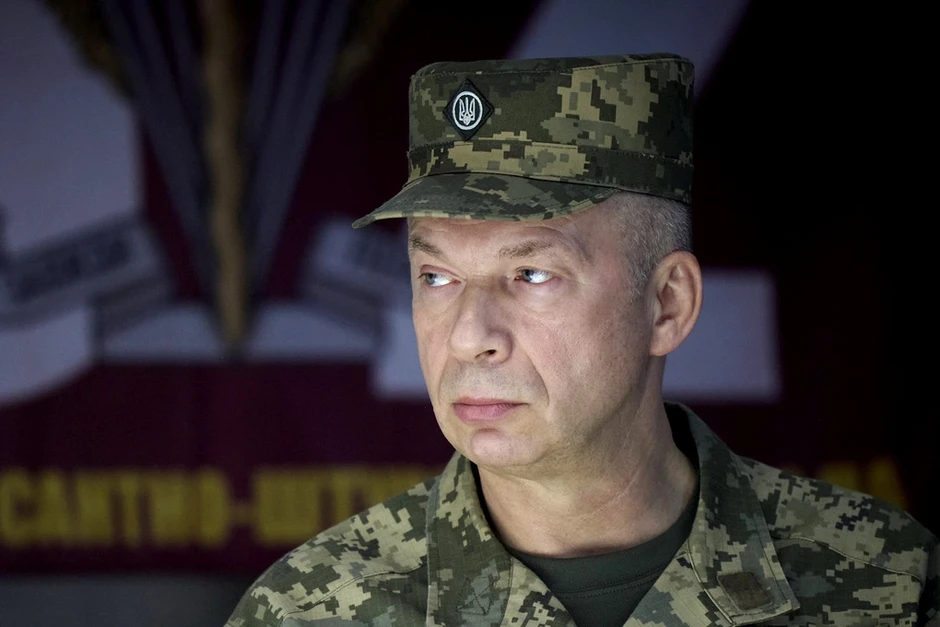 Cựu bộ trưởng quốc phòng Ukraine hé lộ mâu thuẫn với Tổng tư lệnh quân đội Cựu bộ trưởng quốc phòng Ukraine hé lộ mâu thuẫn với Tổng tư lệnh quân đội