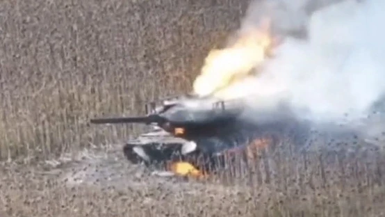 Dàn siêu tăng phương Tây "mất thiêng" ở chiến trường Ukraine Dàn siêu tăng phương Tây "mất thiêng" ở chiến trường Ukraine