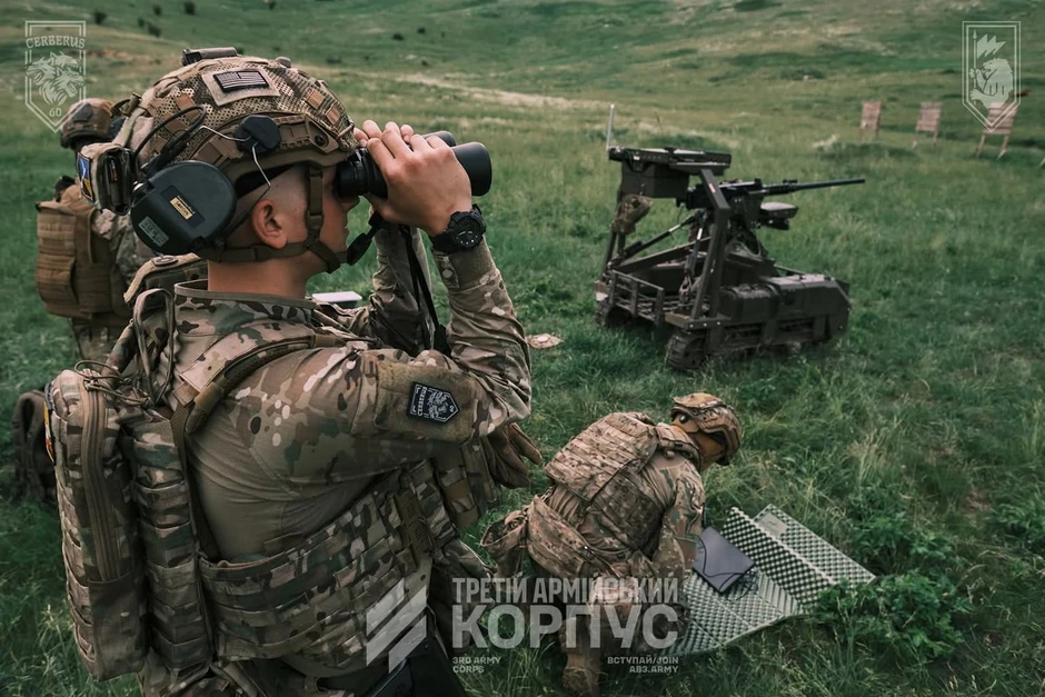 Đội quân đặc biệt giúp Ukraine âm thầm phản công Nga ở Donetsk Đội quân đặc biệt giúp Ukraine âm thầm phản công Nga ở Donetsk