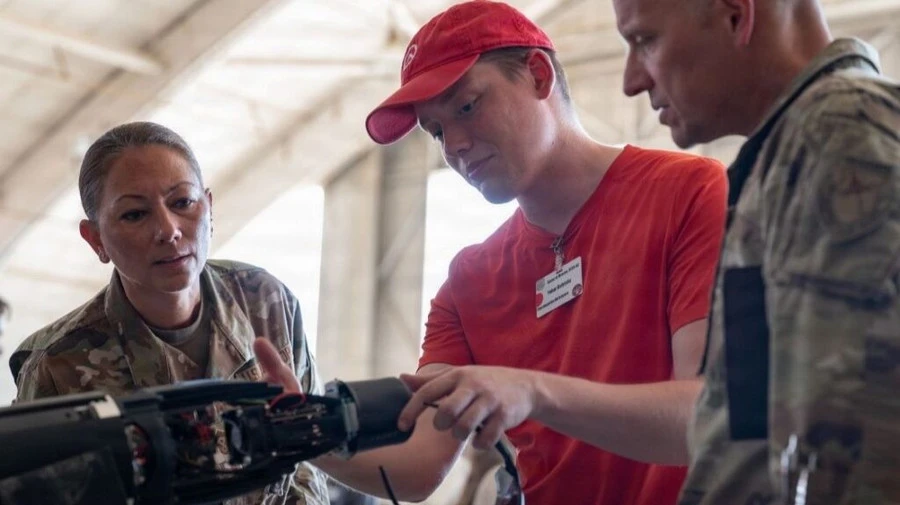 Drone gấp gọn - sát thủ săn drone kiểu Shahed