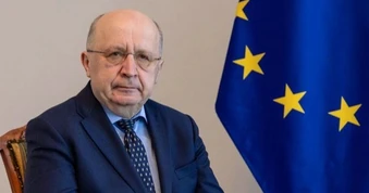 EU muốn hỏi Tổng thống Ukraine lý do thay bộ trưởng quốc phòng