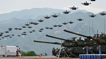 Hàn Quốc sẽ trang bị drone tới từng binh sĩ