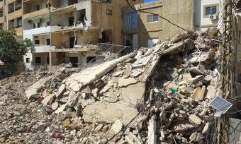 Hezbollah phóng loạt rocket, cáo buộc Israel phá lệnh ngừng bắn