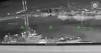 Hình ảnh tàu chiến Nga bị UAV Ukraine tấn công ở cảng Novorossiysk
