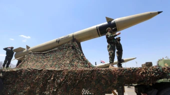 Houthi tuyên bố phóng tên lửa trả đũa Arab Saudi