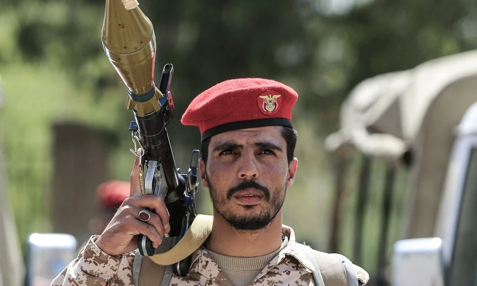 Houthi tuyên bố tập kích hai tàu dầu Arab Saudi Houthi tuyên bố tập kích hai tàu dầu Arab Saudi