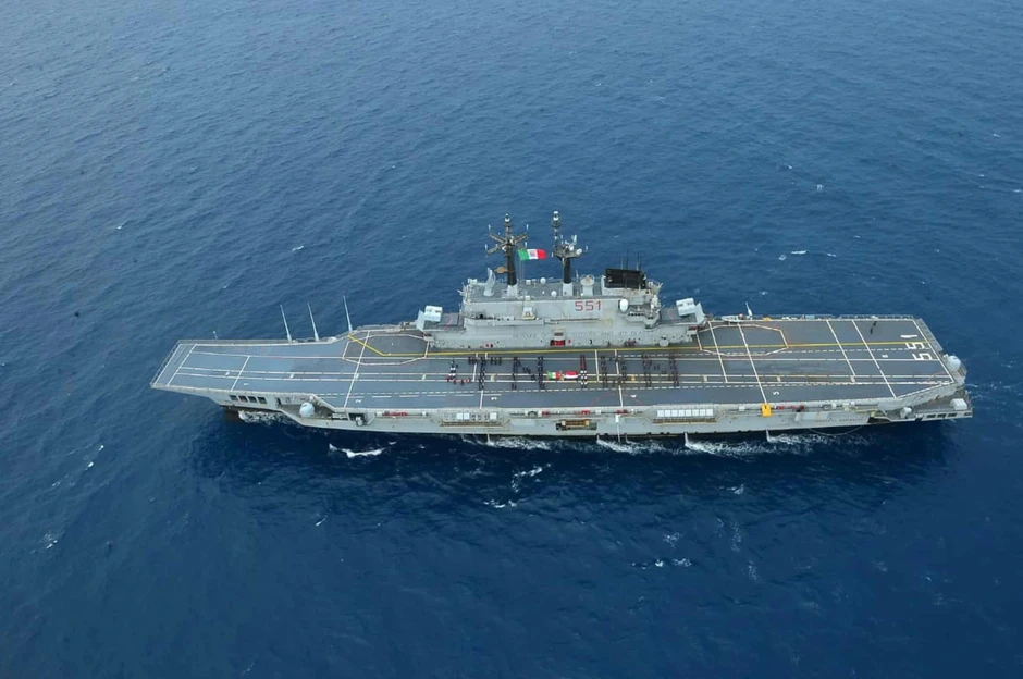 Indonesia có tàu sân bay đầu tiên