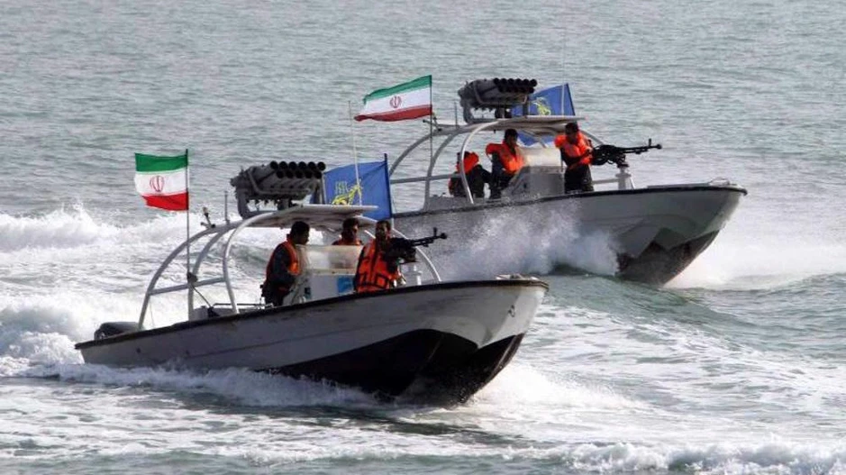 Iran cảnh báo tập kích chiến hạm Mỹ ở Ấn Độ Dương Iran cảnh báo tập kích chiến hạm Mỹ ở Ấn Độ Dương