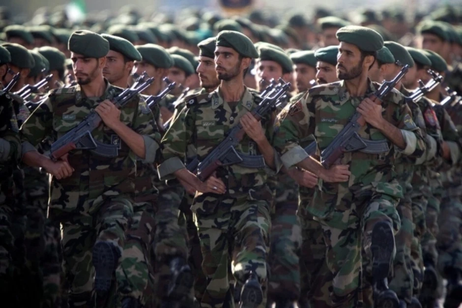 Iran 'huy động một triệu lính' cho khả năng giao tranh trên bộ với Mỹ