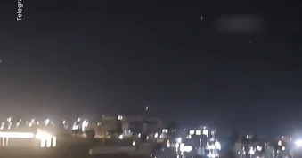 Iran nã tên lửa vào Israel, nhận cảnh báo “rắn”