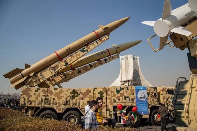 Iran tận dụng thỏa thuận ngừng bắn với Mỹ để mua vũ khí mới Iran tận dụng thỏa thuận ngừng bắn với Mỹ để mua vũ khí mới