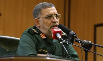 Iran thách ông Trump điều tàu chiến đi qua Eo biển Hormuz