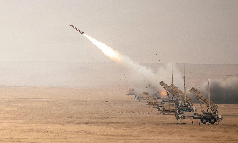 Iran tuyên bố tập kích tổ hợp Patriot ở Kuwait Iran tuyên bố tập kích tổ hợp Patriot ở Kuwait