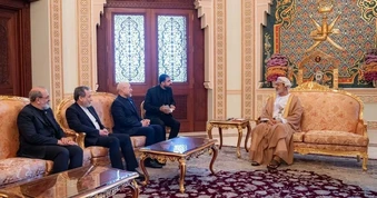 Iran và Oman ra tuyên bố quan trọng về eo biển Hormuz