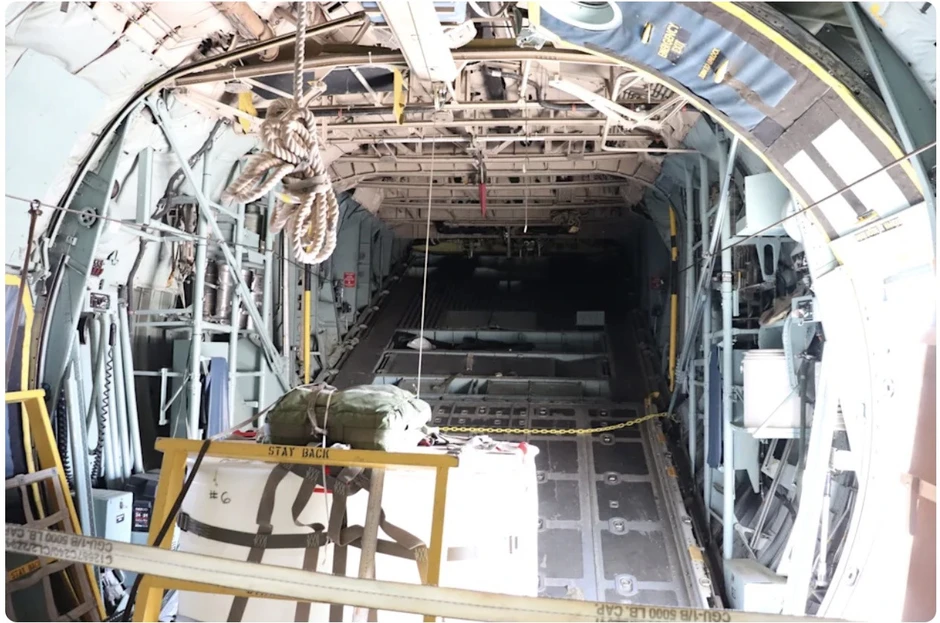 Khám phá 'gã khổng lồ' vận tải C-130 Hercules của quân đội Mỹ Khám phá 'gã khổng lồ' vận tải C-130 Hercules của quân đội Mỹ