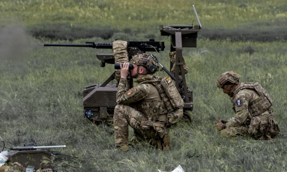 Khoản thuế khiến quân đội Ukraine mất hàng nghìn drone mặt đất Khoản thuế khiến quân đội Ukraine mất hàng nghìn drone mặt đất