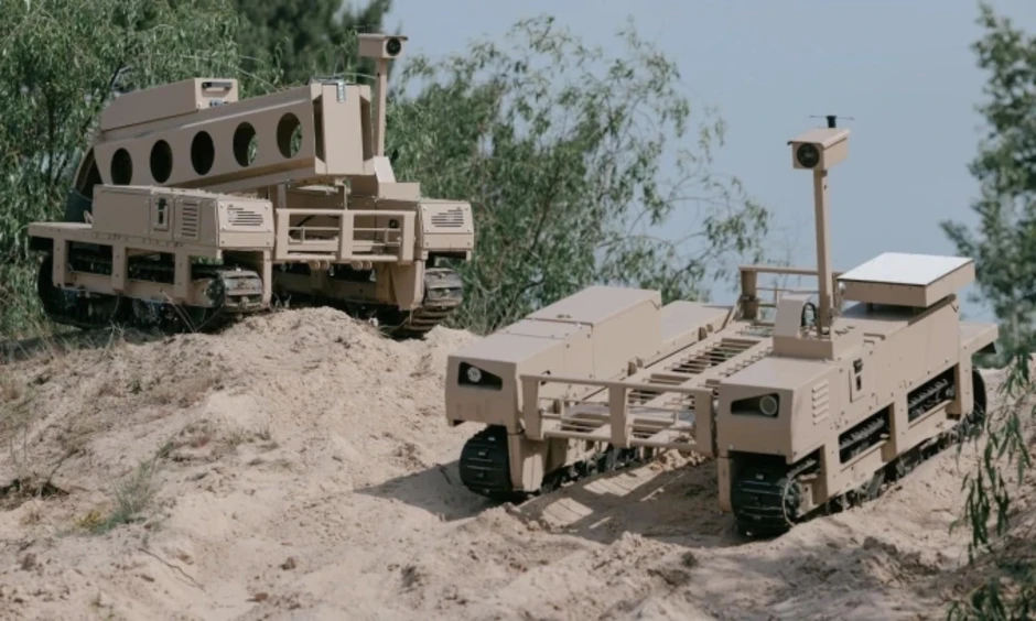 Khoản thuế khiến quân đội Ukraine mất hàng nghìn drone mặt đất Khoản thuế khiến quân đội Ukraine mất hàng nghìn drone mặt đất