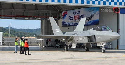 Không quân Hàn Quốc nhận tiêm kích KF-21 Boramae sản xuất hàng loạt đầu tiên