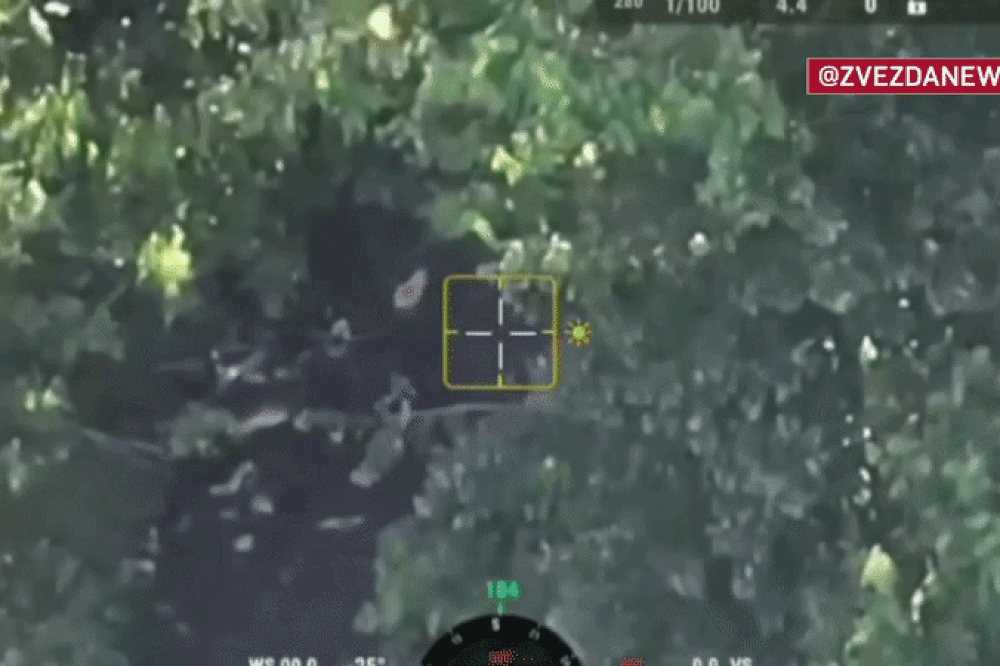Kíp xe tăng Nga nã đạn cấp tập vào trạm điều khiển UAV của quân Ukraine Kíp xe tăng Nga nã đạn cấp tập vào trạm điều khiển UAV của quân Ukraine