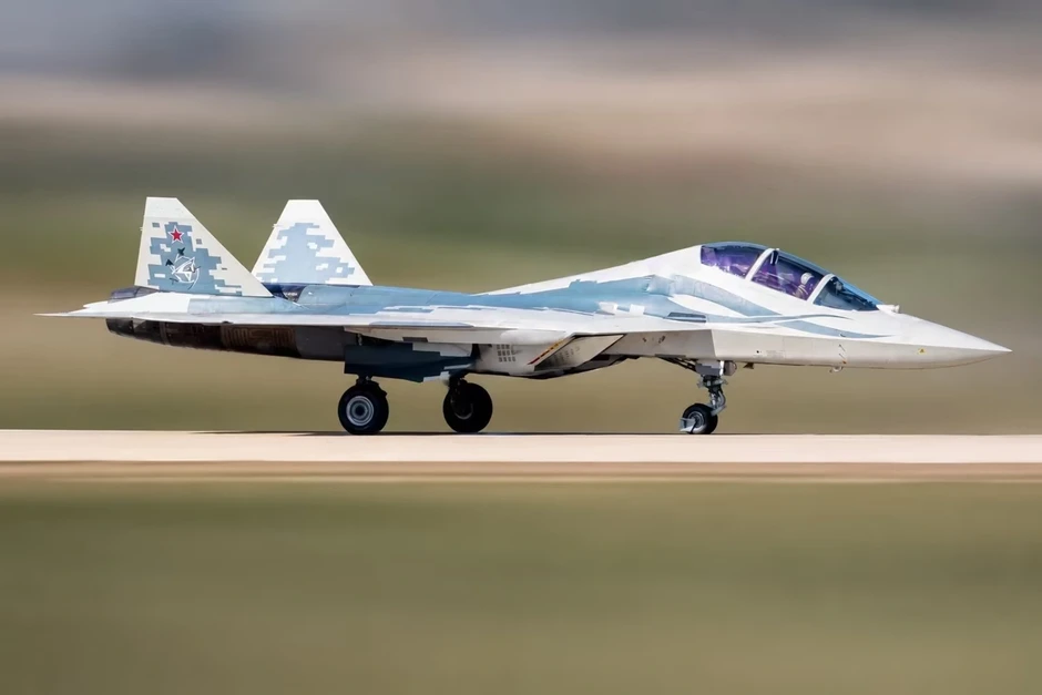 Lộ diện tiêm kích tàng hình Su-57 hai người lái của Nga: Giới phân tích choáng váng - Đột phá lớn, tính năng vượt trội và sẽ đắt hàng như tôm tươi Lộ diện tiêm kích tàng hình Su-57 hai người lái của Nga: Giới phân tích choáng váng - Đột phá lớn, tính năng vượt trội và sẽ đắt hàng như tôm tươi