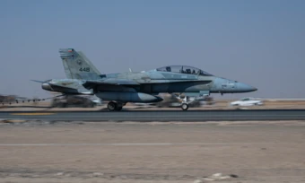 Loạt F-15 Mỹ có thể đã bị một tiêm kích Kuwait bắn hạ