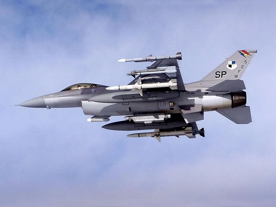 Lockheed Martin ra mắt tiêm kích F - 16 g với tính năng vượt trội cho Không quân Mỹ