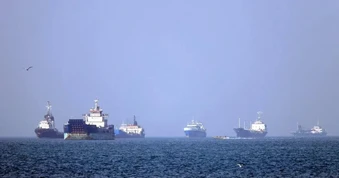 Mỹ cảnh báo nối lại tác chiến quy mô lớn, Iran phát ngôn cứng rắn
