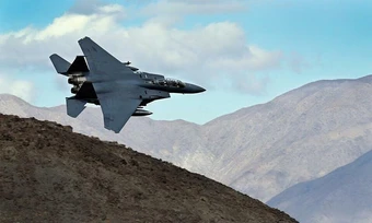 Mỹ giải cứu thành công phi công trên tiêm kích F-15 bị bắn hạ