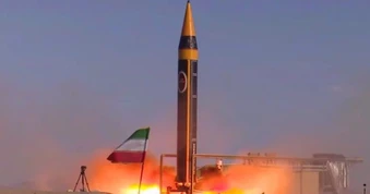 Mỹ muốn kiểm soát "huyết mạch dầu mỏ" Iran, Tehran cảnh báo đanh thép