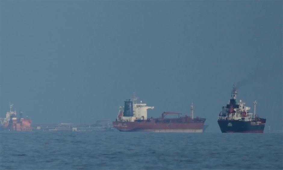 Mỹ nói 6 tàu quay đầu về cảng Iran vì lệnh phong tỏa Hormuz Mỹ nói 6 tàu quay đầu về cảng Iran vì lệnh phong tỏa Hormuz