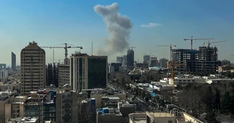 Mỹ và Israel tấn công Iran: Những hình ảnh đầu tiên - Dữ dội và khốc liệt chưa từng có
