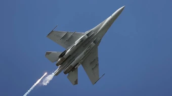 MiG-29 đối đầu J-16: Máy bay Trung Quốc chưa bung hết sức vẫn được đánh giá trên cơ