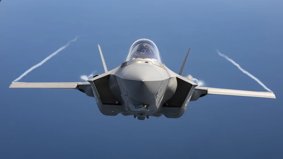 Nắp vòm khoang lái F-35 bỗng dưng “lạc” đến Hồng Kông rồi “biến mất”: Đến giờ vẫn chưa rõ ai đang giữ Nắp vòm khoang lái F-35 bỗng dưng “lạc” đến Hồng Kông rồi “biến mất”: Đến giờ vẫn chưa rõ ai đang giữ