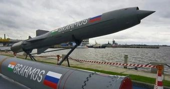 Nga - Ấn Độ chốt biến "sát thủ diệt hạm" BrahMos thành tên lửa siêu vượt âm