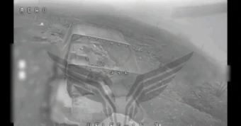 Nga công bố hình ảnh FPV thiêu cháy xe tăng M1A1 của Ukraine