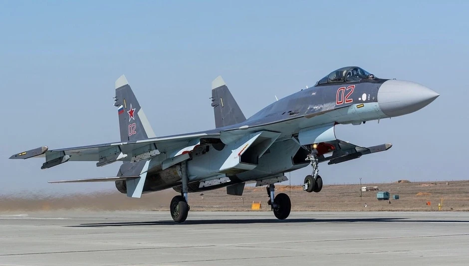Nga: Su-35S từng bắn 3 tên lửa hạ liên tiếp 2 tiêm kích Ukraine Nga: Su-35S từng bắn 3 tên lửa hạ liên tiếp 2 tiêm kích Ukraine