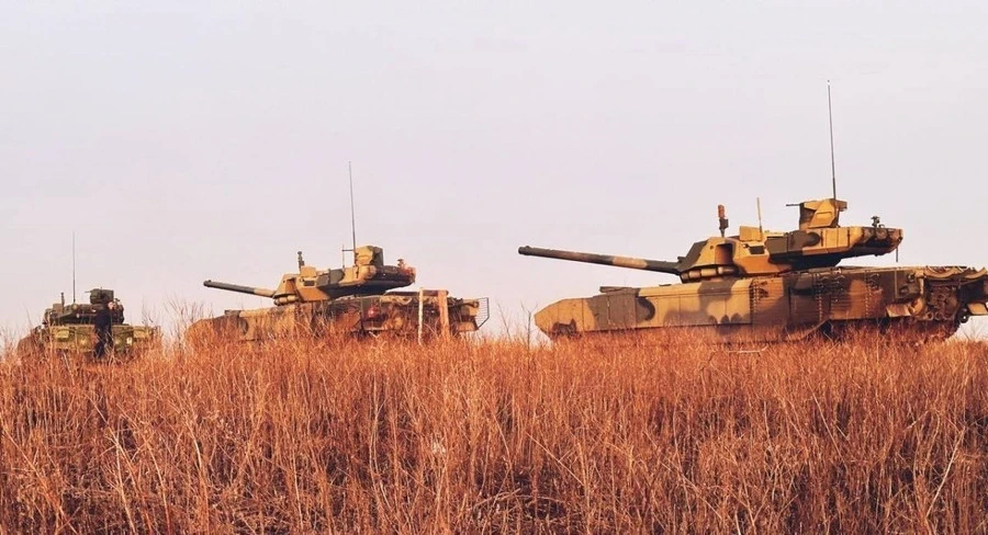 Nga tuyên bố chuyển đổi T-14 Armata thành... tổ hợp tên lửa phòng không tầm ngắn Nga tuyên bố chuyển đổi T-14 Armata thành... tổ hợp tên lửa phòng không tầm ngắn
