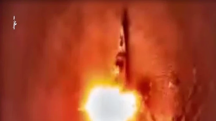 Nhà máy lọc dầu Israel và hàng chục mục tiêu của hải quân Iran cùng trúng đòn